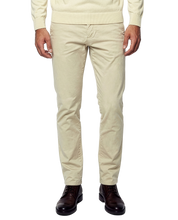 Pantalone chinos basic