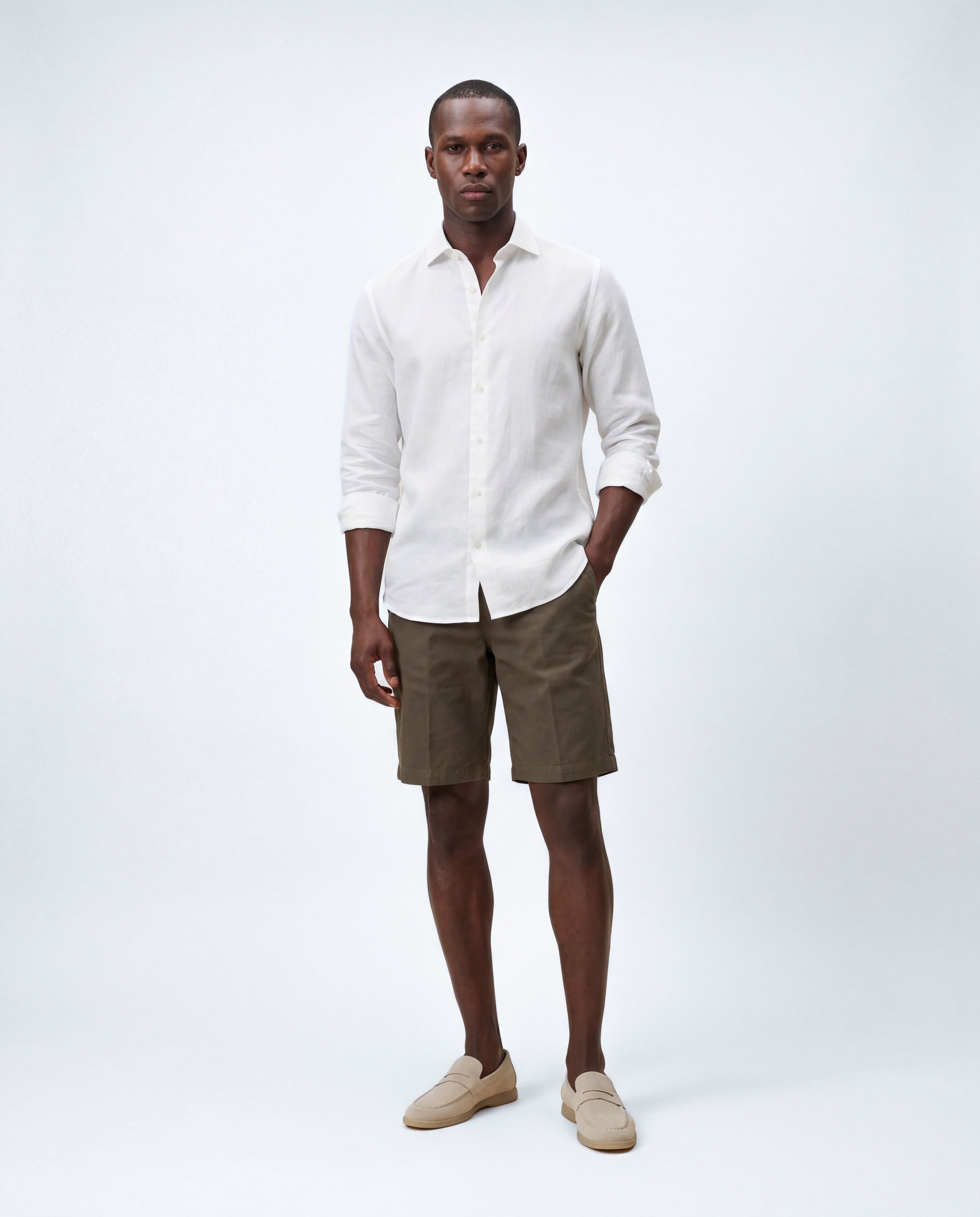CAMICIA_BIANCO_PE25CA019-2_bermuda_fango.jpeg_1.jpg