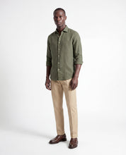 Pantalone chinos con pences  in cotone