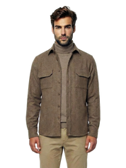 Giacca over shirt