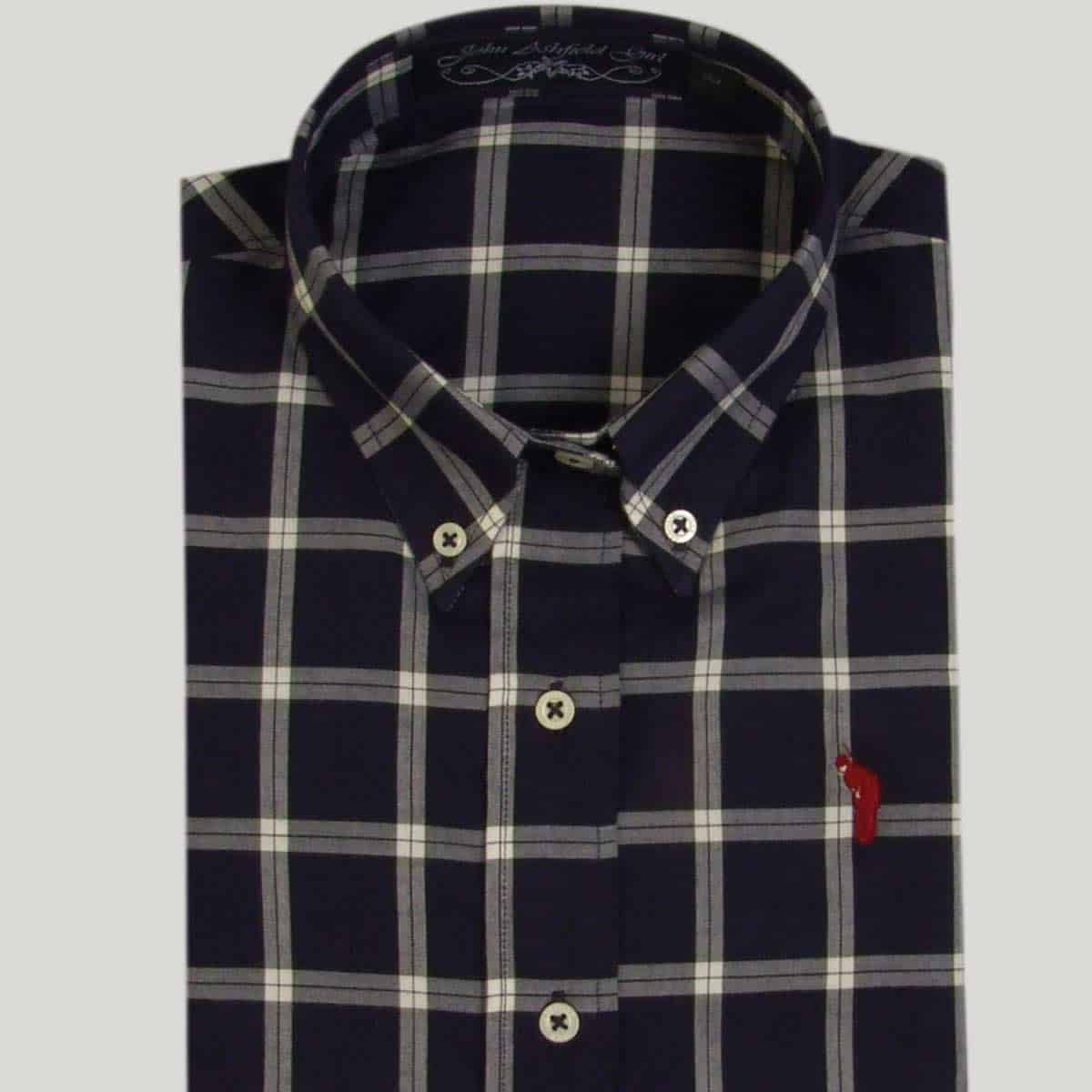 Button-down shirt for woman