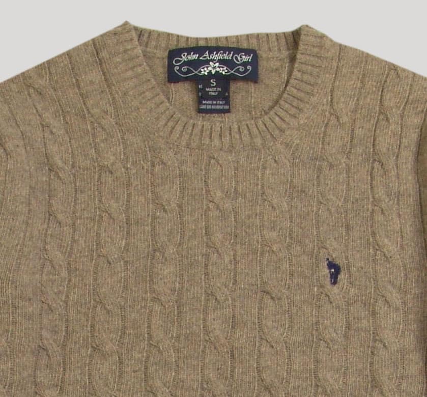 Women's Cable Sweater in mixed wool